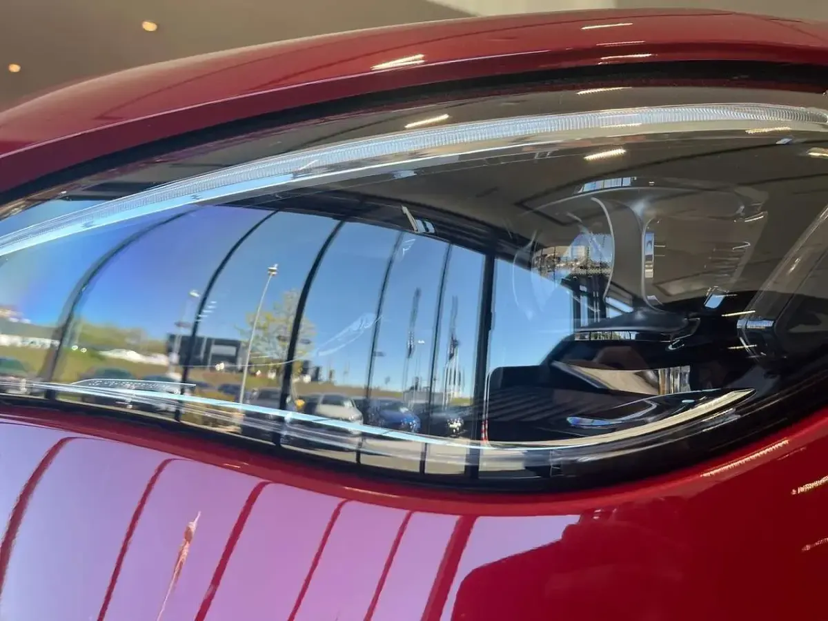 Gebraucht Mercedes CLE180 Avantgarde 170 PS (125 kW) 2026 Rot Cabrio