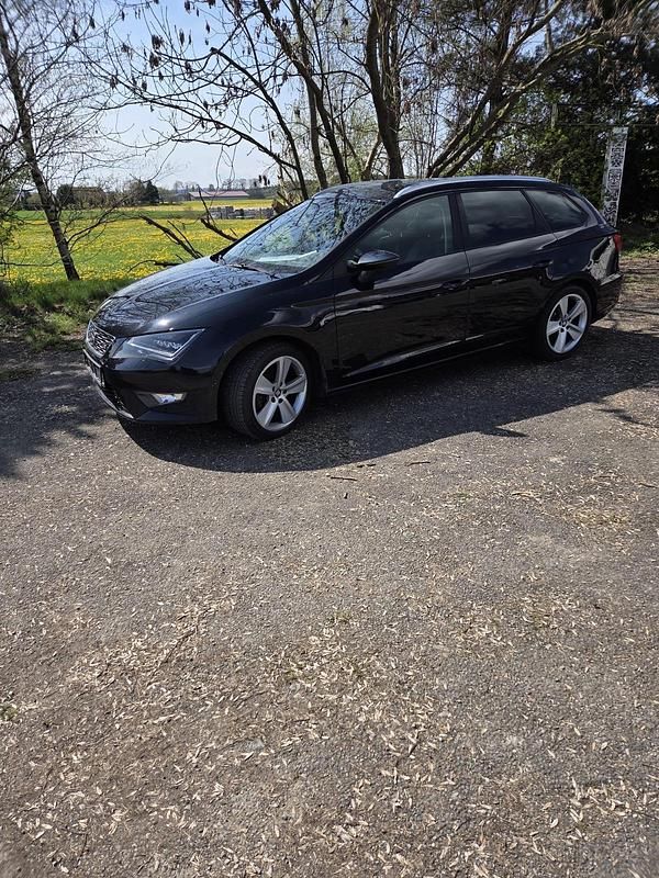 Gebraucht Seat Leon ST 150 PS (110 kW) 2015 Schwarz Kombi