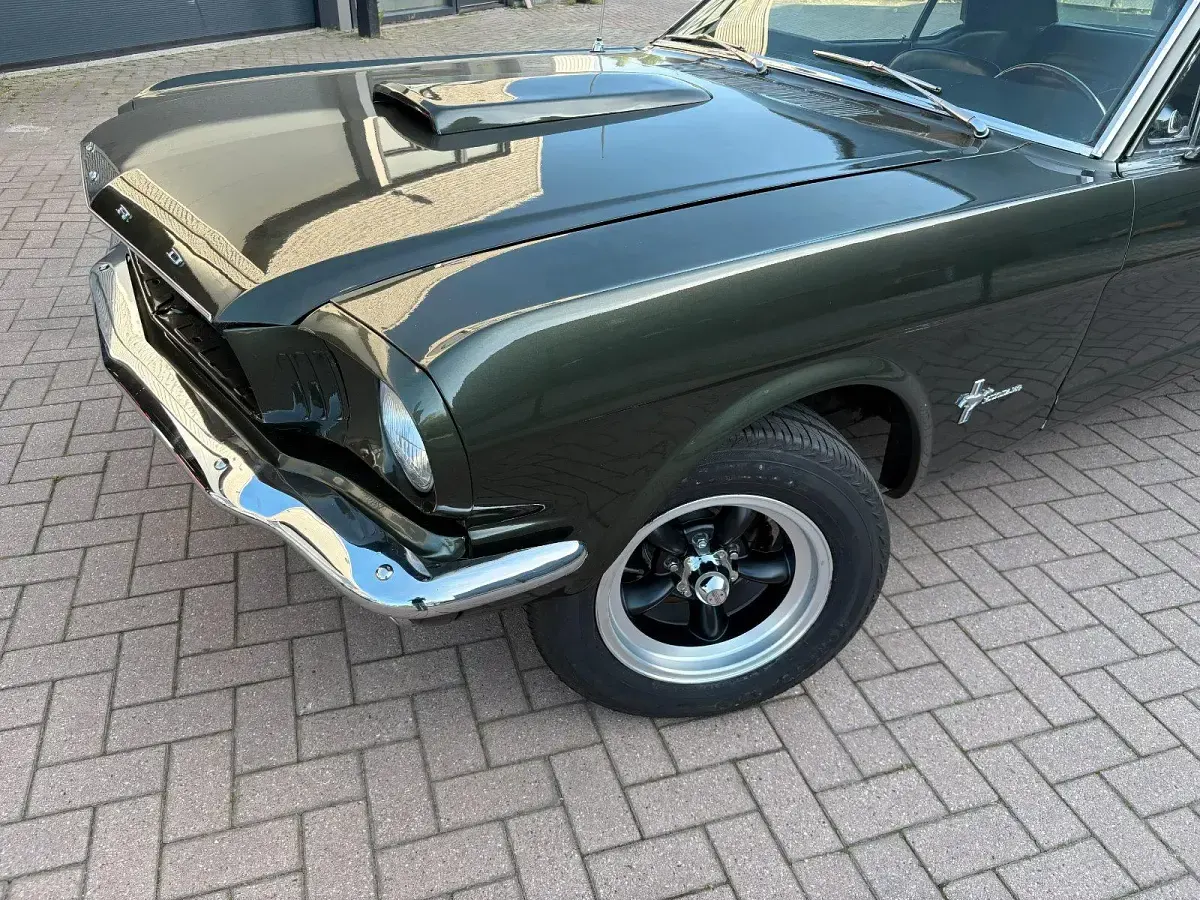 Używany Ford V8 200 KM (147 kW) 1965 Zielony Coupe