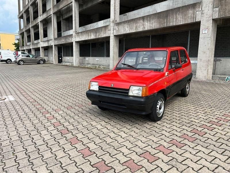 Rot Gebraucht 1989 Seat Marbella Kleinwagen | 4.499 € - Bild 1/4