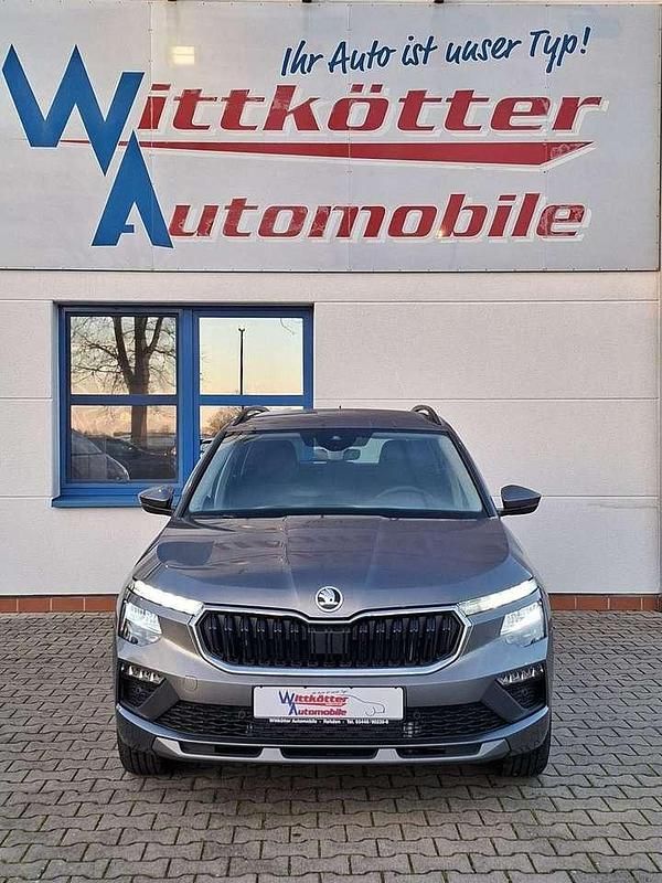 Neu Skoda Kamiq 116 PS (85 kW) 2025 Moonweiss metallic SUV
