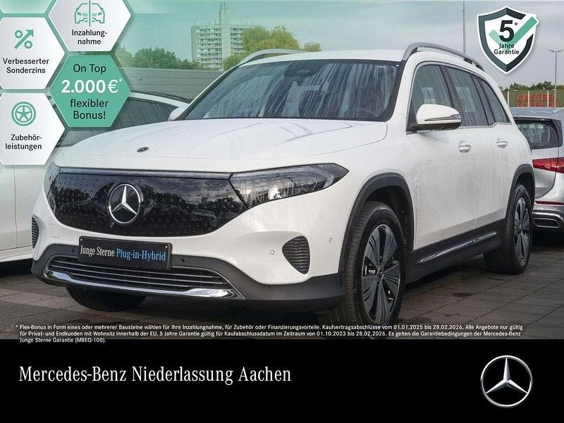 Weiß Gebraucht 2024 Mercedes EQB350 Advanced Plus SUV | 35.590 € - Bild 1/3