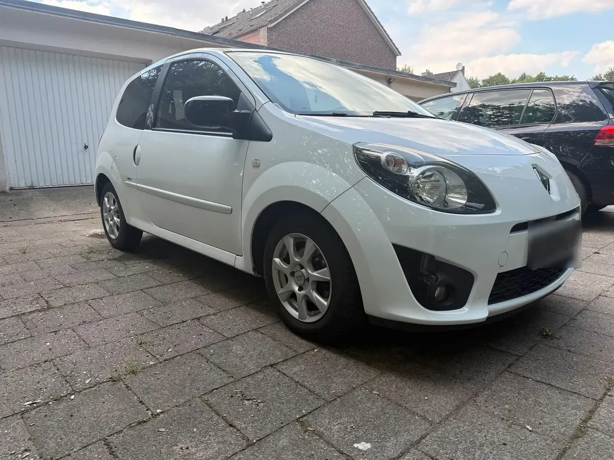 Gebraucht Renault Twingo Night&Day 75 PS (55 kW) 2010 Weiß Kleinwagen