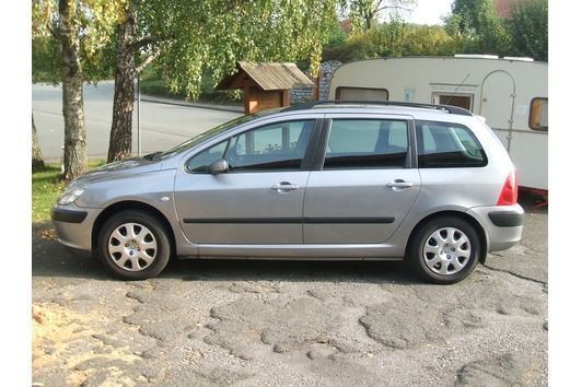 Grau Gebraucht 2003 Peugeot 307 Kombi | 3.500 € - Bild 1/3