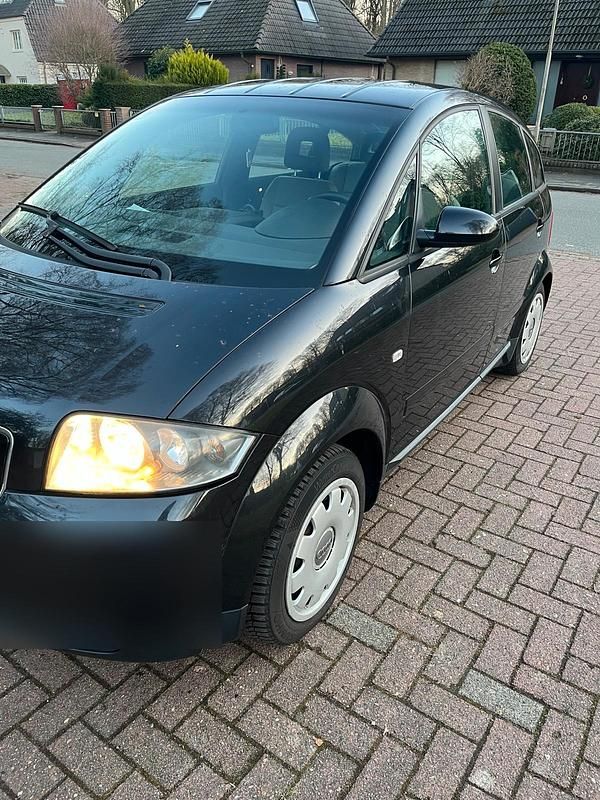 Second-hand Audi A2 75 CP (55 kW) 2002 Negru Hatchback