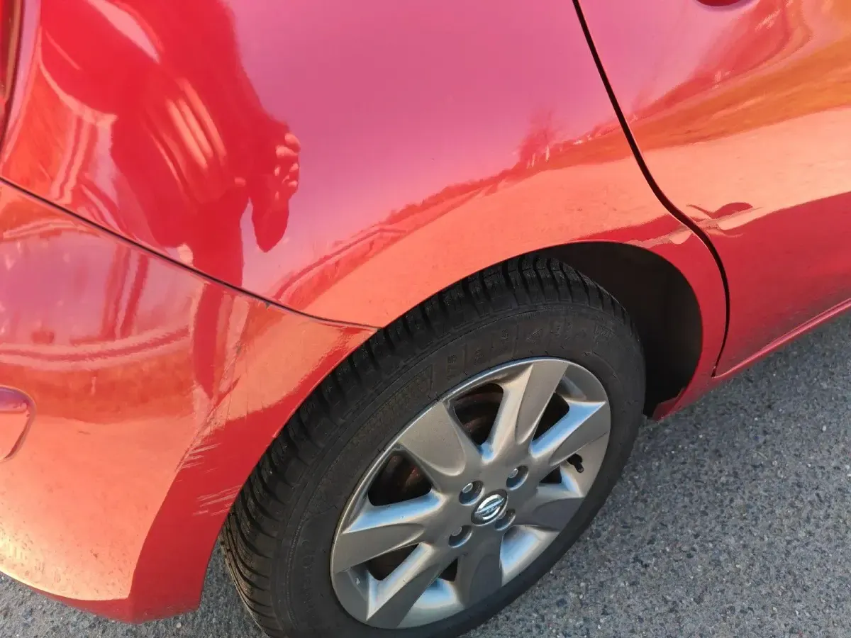 Gebraucht Nissan Micra 80 PS (58 kW) 2013 Rot Kleinwagen