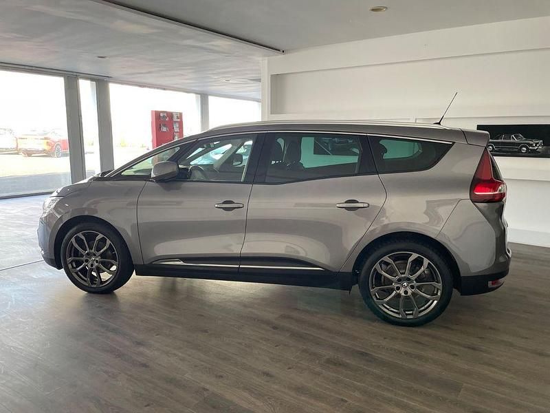 Gebraucht Renault Scénic IV Intens 116 PS (85 kW) 2017 Grau Van / Kleinbus