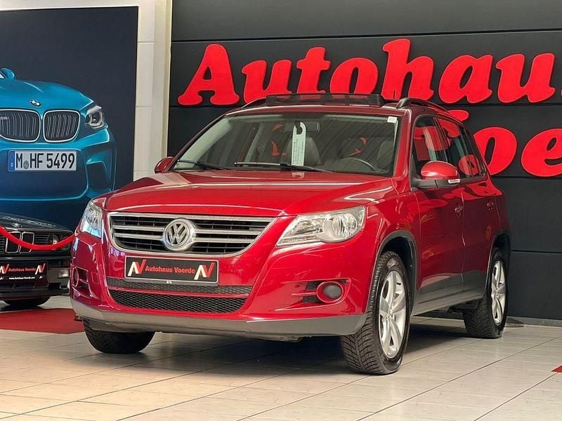Gebraucht VW Tiguan Trendline 110 PS (80 kW) 2011 Rot SUV