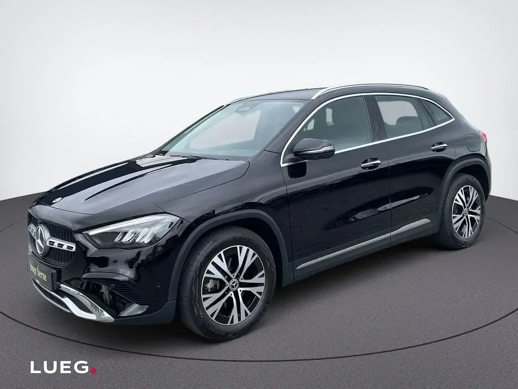 Gebraucht Mercedes GLA200 Progressive 163 PS (119 kW) 2025 Schwarz SUV