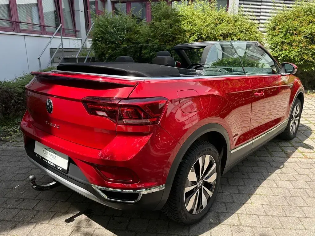 Gebraucht VW T-Roc Cabriolet Move 110 PS (80 kW) 2023 Rot Cabrio