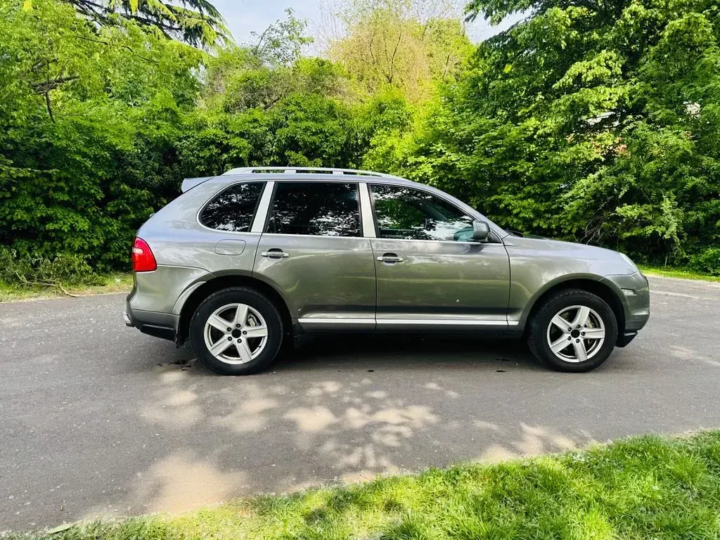 Gebraucht Porsche Cayenne GTS Edition 385 PS (283 kW) 2009 Grau SUV
