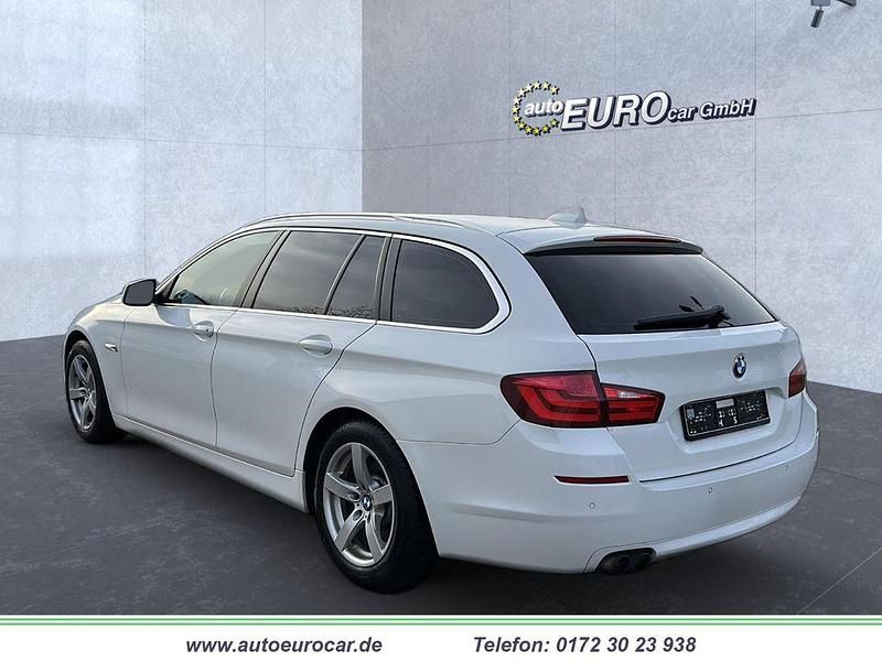 Gebraucht BMW 520 184 PS (135 kW) 2011 Weiß Kombi