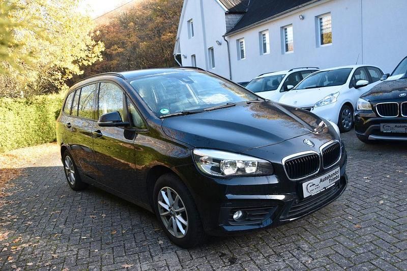 Schwarz Gebraucht 2016 BMW 216 Gran Tourer Advantage Van / Kleinbus | 10.700 € (Superpreis) - Bild 1/4