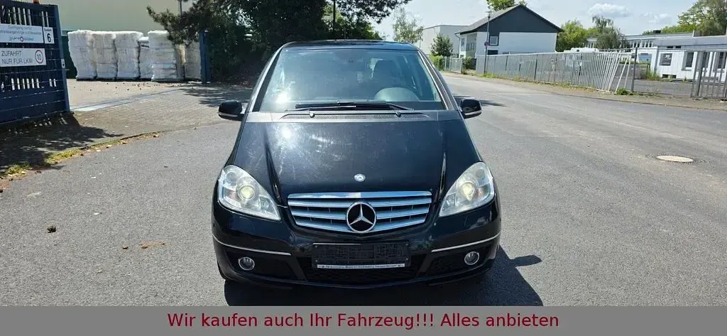 Gebraucht Mercedes A200 136 PS (100 kW) 2010 Schwarz Van / Kleinbus