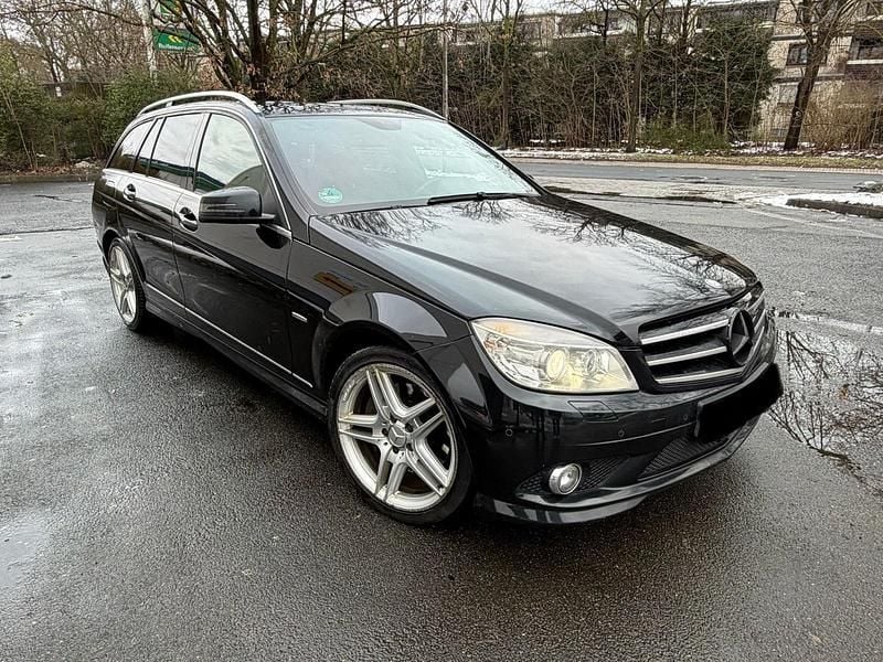 Gebraucht Mercedes C350 231 PS (169 kW) 2011 Schwarz Kombi