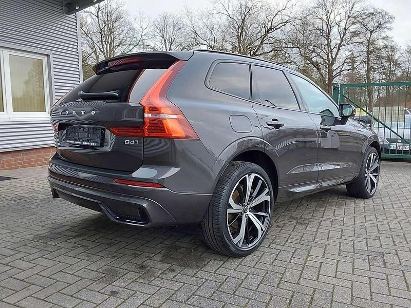 Gebraucht Volvo XC60 Ultimate 197 PS (144 kW) 2022 Grau SUV