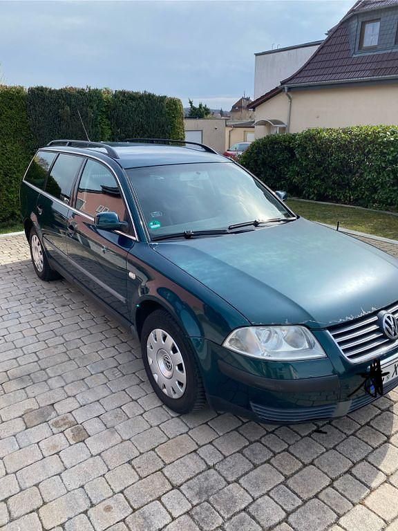 Gebraucht VW Passat Basis 116 PS (85 kW) 2002 Grün Kombi