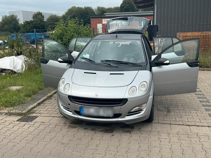 Silber Gebraucht 2006 Smart ForFour Kombi | 1.800 € (Fairer Preis) - Bild 1/4