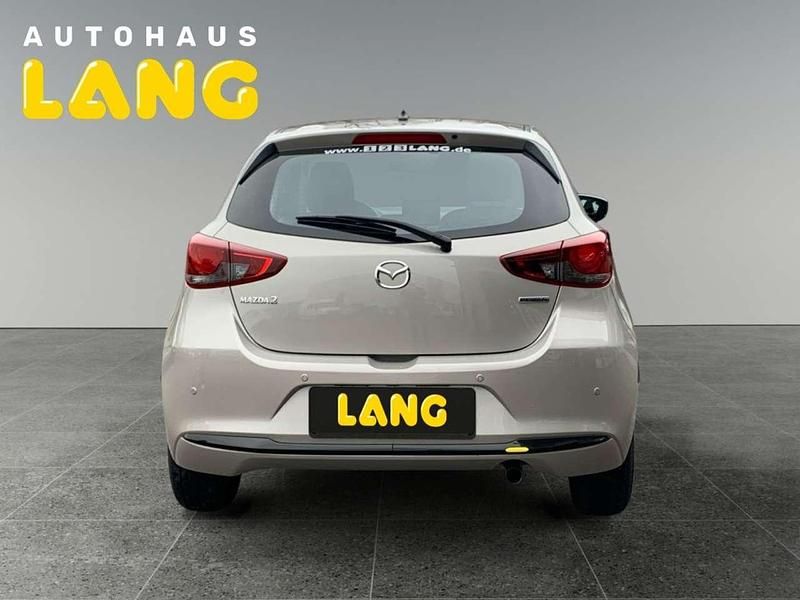 Gebraucht Mazda 2 Center-Line 75 PS (55 kW) 2024 Platinum quartz m (metallic) Kleinwagen