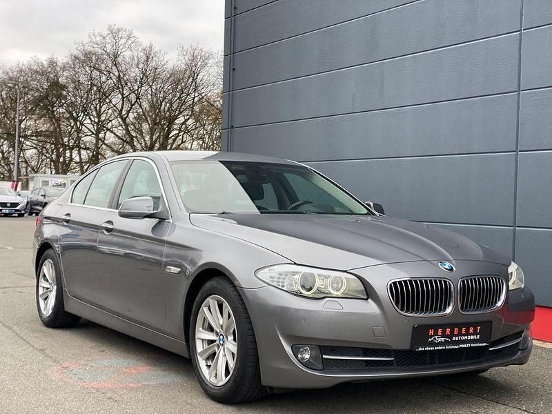 Gebraucht BMW 523 204 PS (150 kW) 2010 Grau Limousine