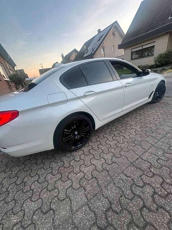 Usata BMW 530 252 CV (185 kW) 2017 Bianco Berlina
