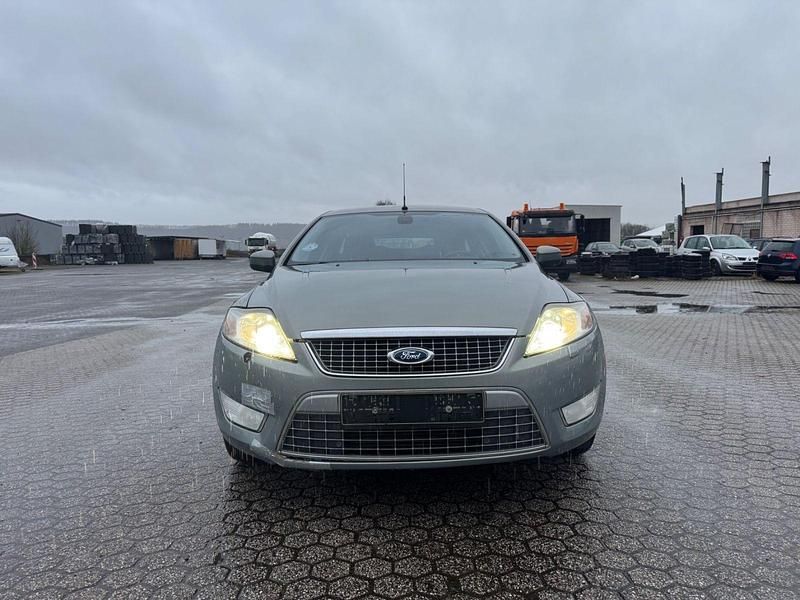 Grau Gebraucht 2009 Ford Mondeo Titanium Kombi | 1.800 € (Fairer Preis) - Bild 1/4