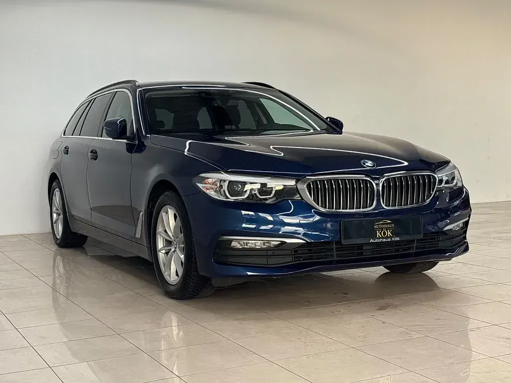 Gebraucht BMW 520 Performance 190 PS (139 kW) 2018 Blau Kombi