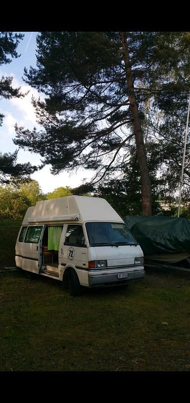 Gebraucht Mazda E Series 85 PS (62 kW) 1982 Weiß Van