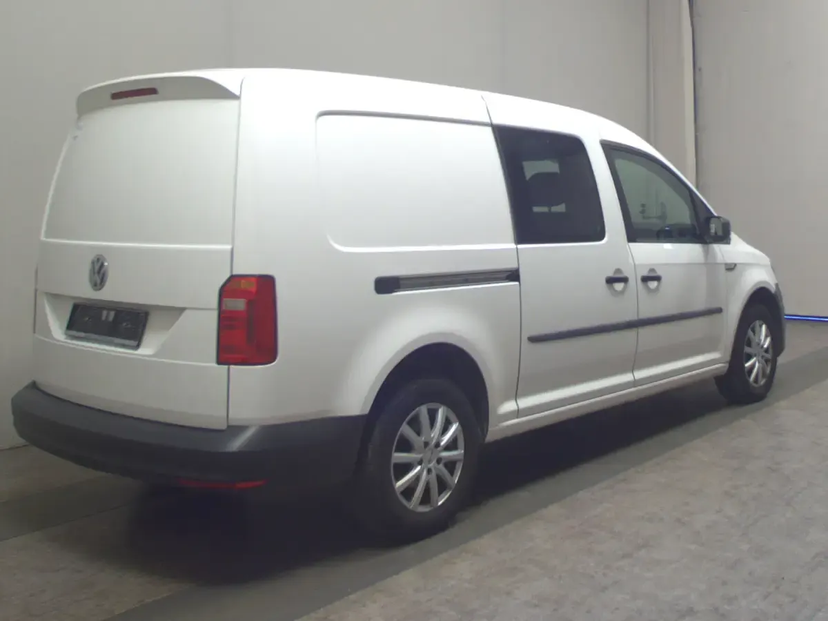 Gebraucht VW Caddy 102 PS (75 kW) 2020 Candyweiß Van / Kleinbus