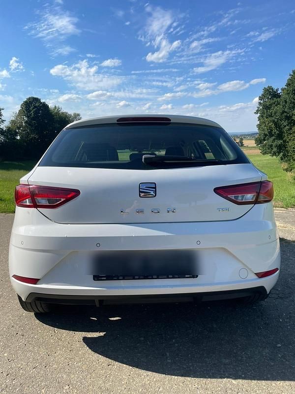 Usata Seat Leon 115 CV (84 kW) 2017 Bianco Berlina