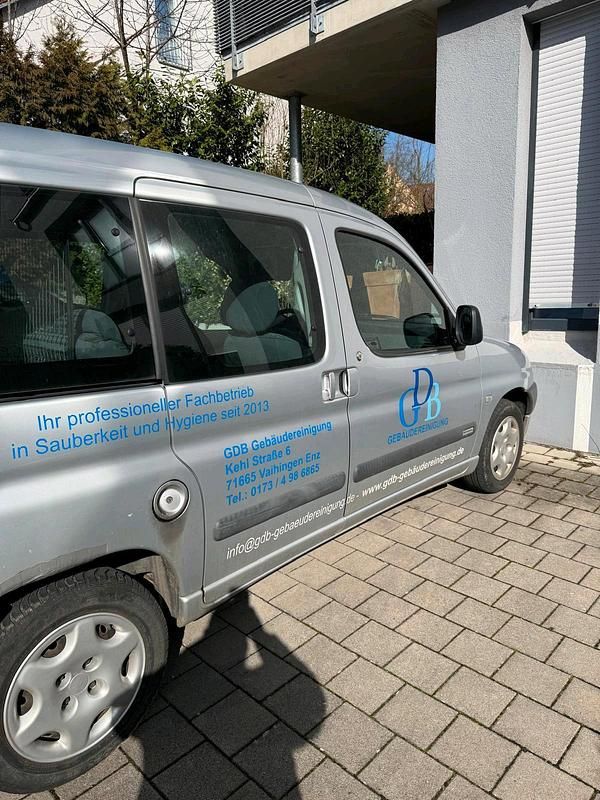 Gebraucht Citroën Berlingo 90 PS (66 kW) 2001 Silber Van / Kleinbus