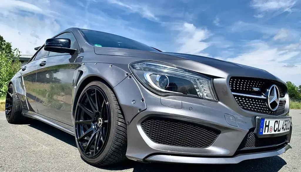 Gebraucht Mercedes CLA250 AMG line 211 PS (155 kW) 2013 Grau Coupé