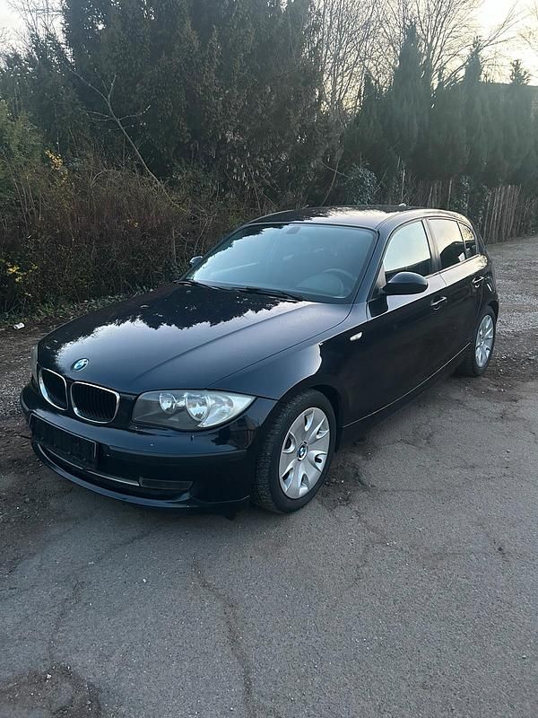 Gebraucht BMW 116 120 PS (88 kW) 2007 Schwarz Kleinwagen