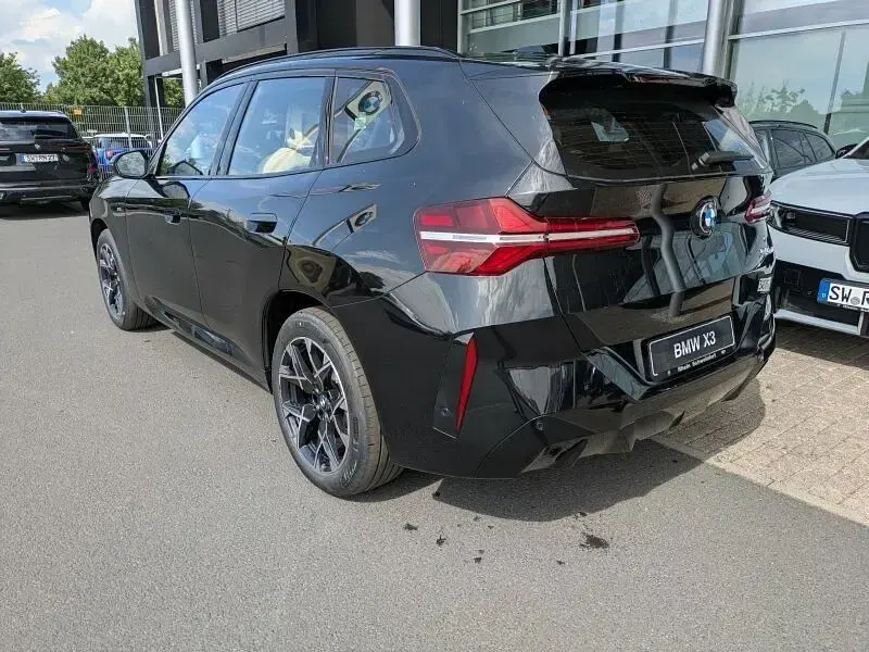 Neu BMW X3 M Sport 197 PS (144 kW) 2026 Schwarz SUV