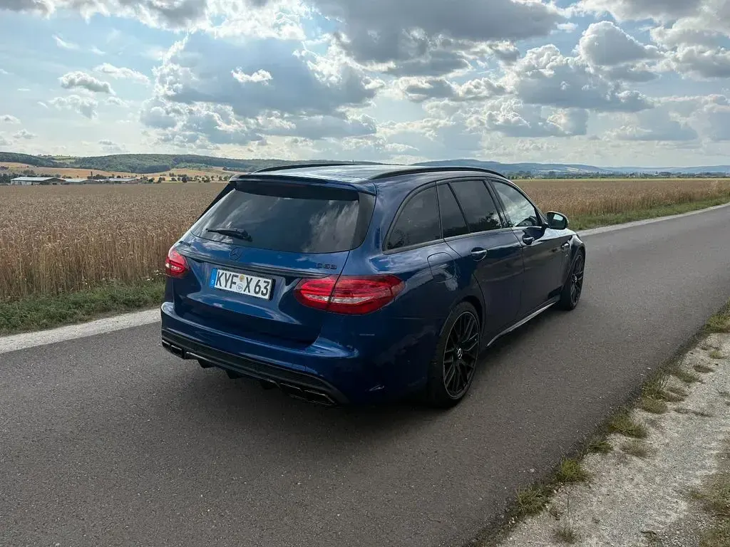 Gebraucht Mercedes C63 AMG AMG 476 PS (350 kW) 2017 Blau Limousine