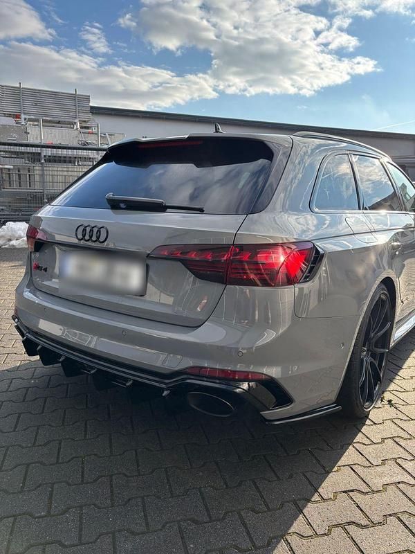Gebraucht Audi RS4 Ambiente 450 PS (330 kW) 2022 Grau Kombi