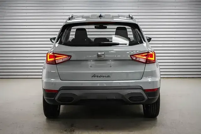 Neu Seat Arona Reference 95 PS (69 kW) 2026 Oniric lake metallic (m6) oniric lake metallic (m6) SUV