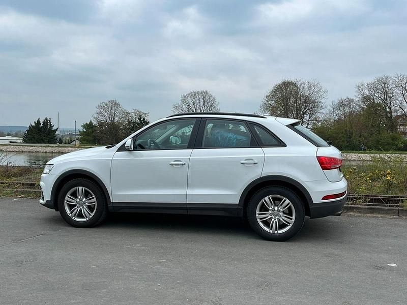 Gebraucht Audi Q3 Basis 150 PS (110 kW) 2016 Weiß SUV