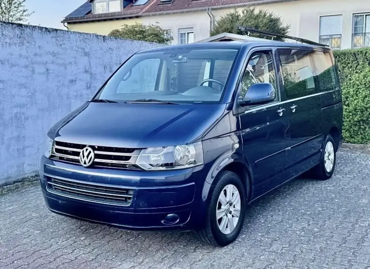 Gebraucht VW Multivan Comfortline 140 PS (102 kW) 2011 Blau Van / Kleinbus