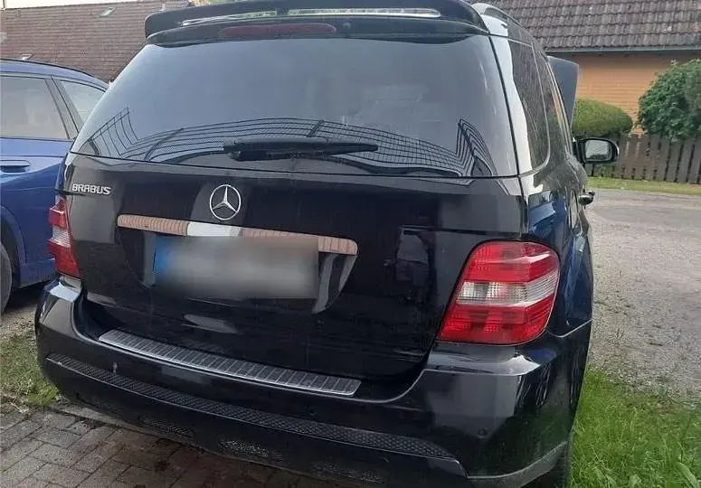 Gebraucht Mercedes ML420 306 PS (225 kW) 2006 Schwarz SUV