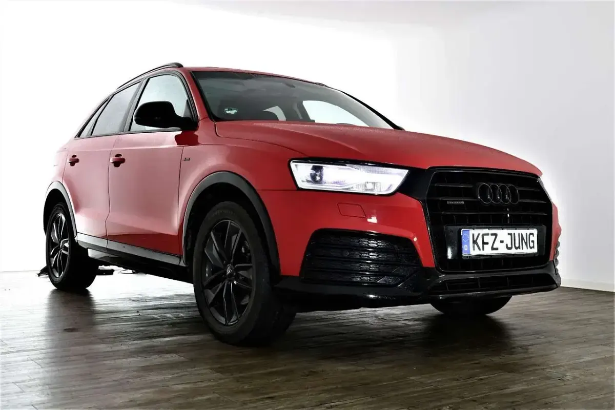 Gebraucht Audi Q3 Sport 200 PS (147 kW) 2018 Rot SUV