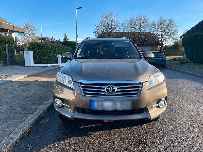 Gebraucht Toyota RAV4 Life 150 PS (110 kW) 2010 Braun SUV