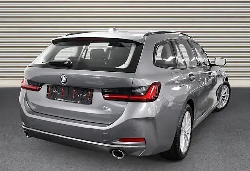 Gebraucht BMW 320 Shadowline 190 PS (139 kW) 2023 Silber Kombi