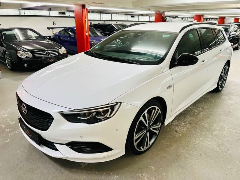 Abalone weiss (p3s) Gebraucht 2017 Opel Insignia Exklusiv Kombi | 18.500 € (Fairer Preis) - Bild 1/4