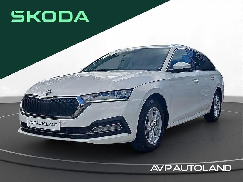 Candy weiss Gebraucht 2023 Skoda Octavia Style Kombi | 20.690 € (Fairer Preis) - Bild 1/4