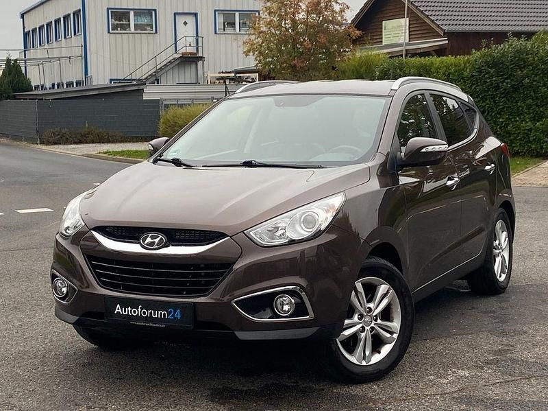 Braun Gebraucht 2013 Hyundai ix35 Style SUV | 9.750 € (Fairer Preis) - Bild 1/4