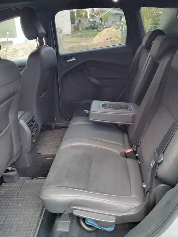 Używany Ford Kuga ST-Line 179 KM (131 kW) 2018 Srebrny SUV