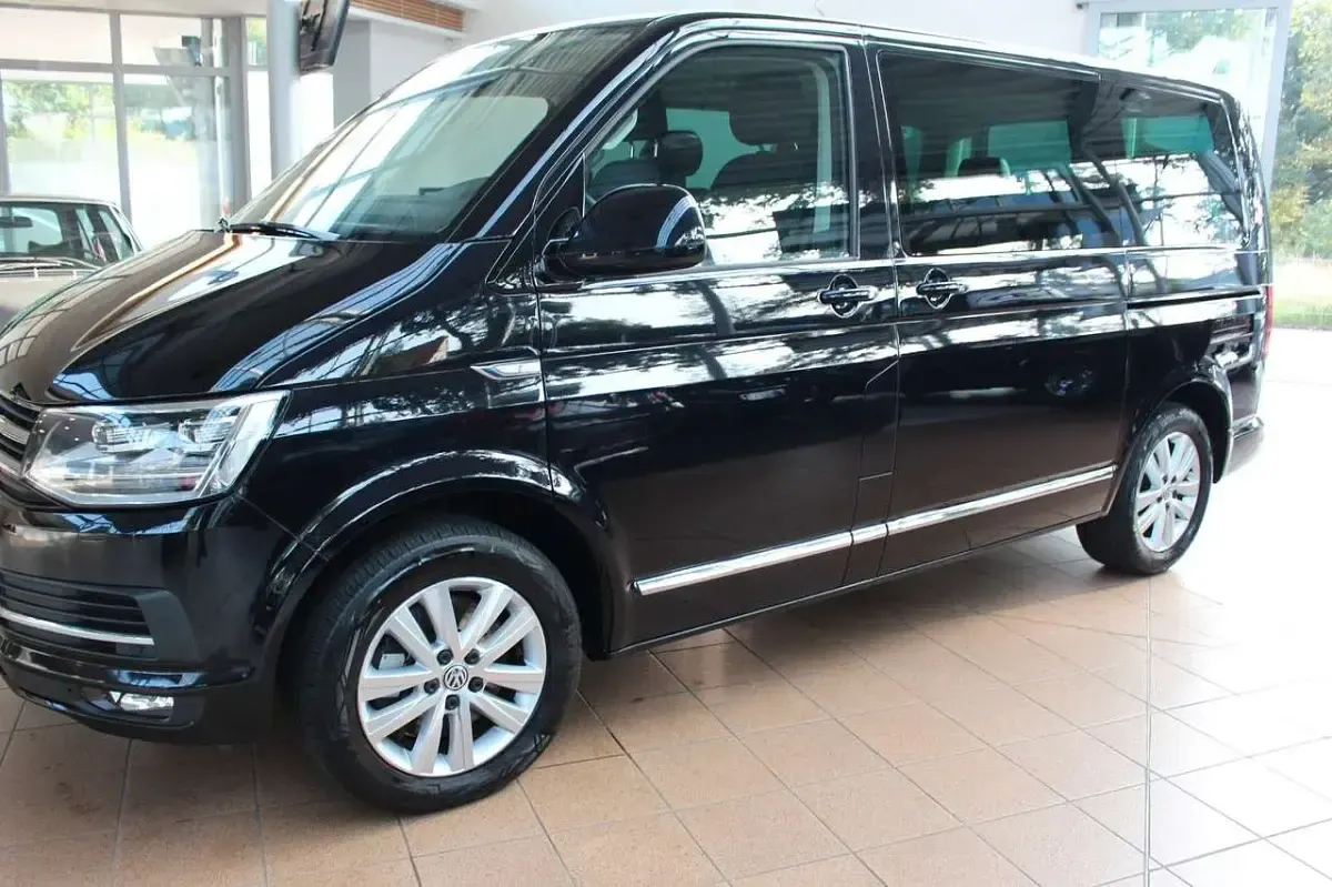 Używany VW T6 Highline 204 KM (150 kW) 2017 Czarny Van