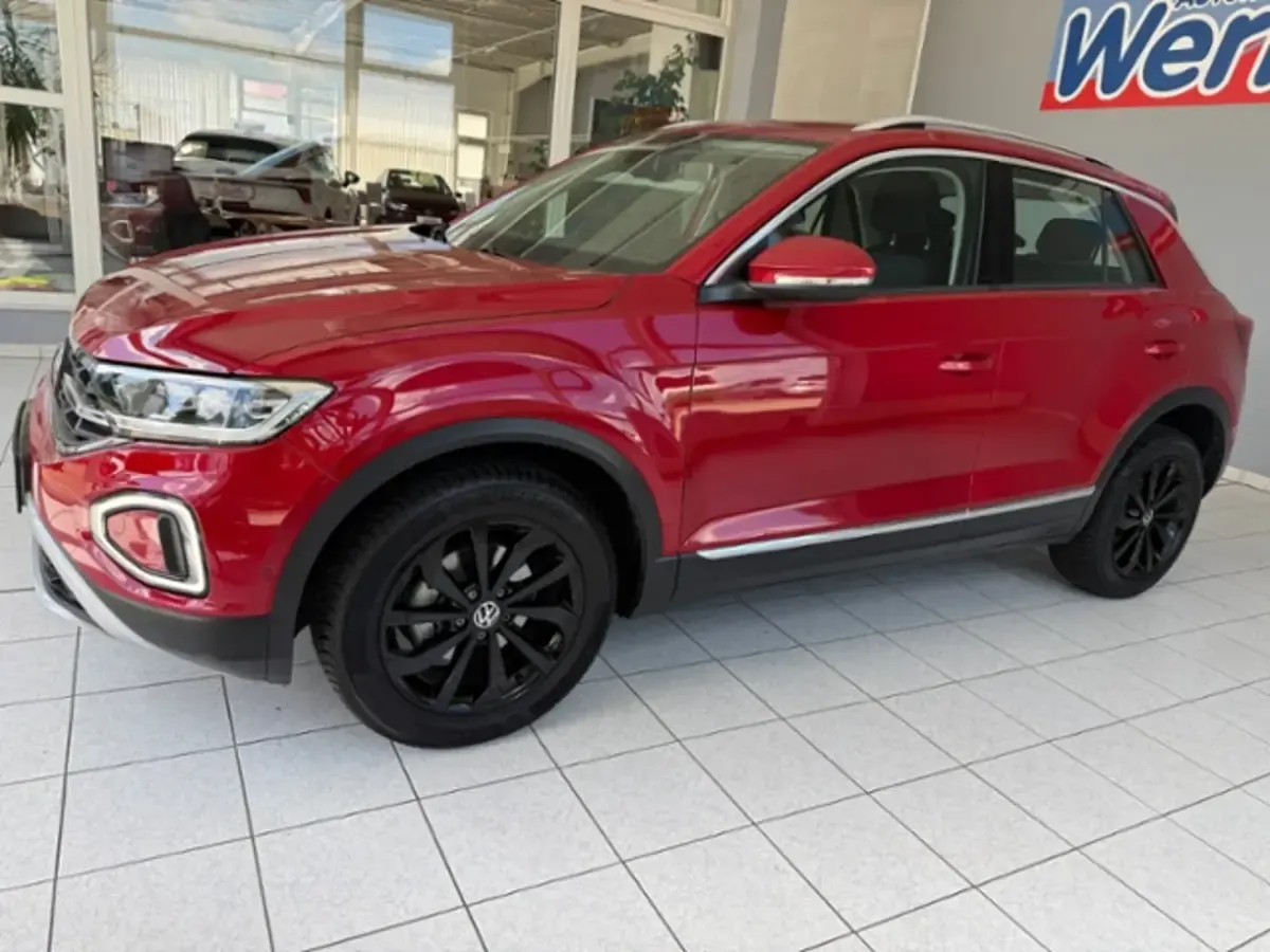 Gebraucht VW T-Roc Style 110 PS (80 kW) 2023 Rot SUV