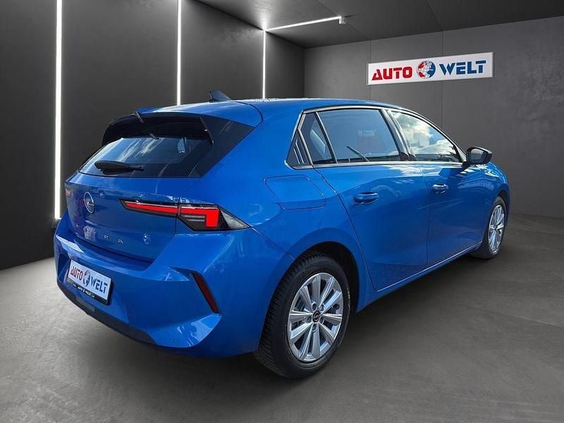 Gebraucht Opel Astra Edition 131 PS (96 kW) 2022 Blau Limousine